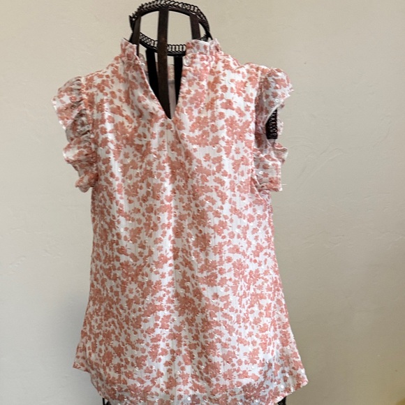 Chic Floral Ruffle Blouse - Soft Pink - Picture 8 of 9